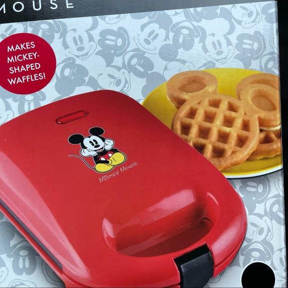 Disney Mickey Mouse waffle maker mini NEW - Picture 3 of 10